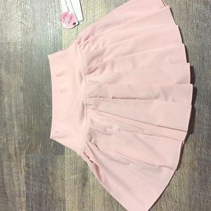 Yogalicious pleated tennis skirt - NWT